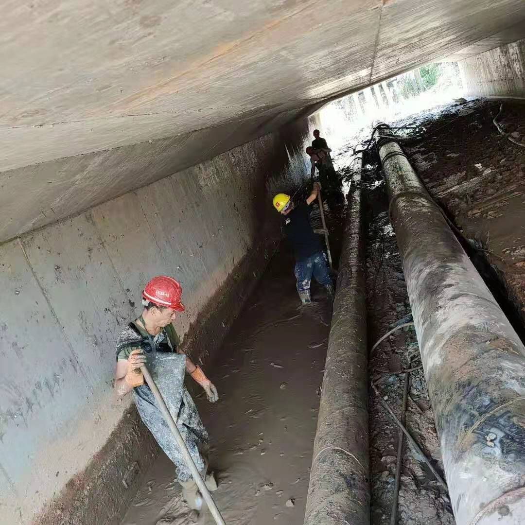 乌兰工业管道清淤
